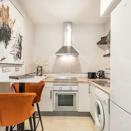 Apartament Chic Intimate Studio In The Heart Of Malaga By Rems Zewnętrze zdjęcie